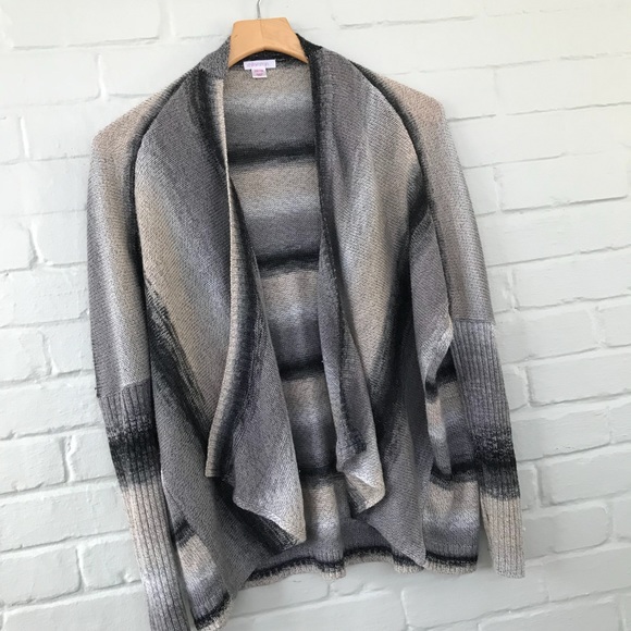 Artsy Pattern Sweater - Picture 2 of 4